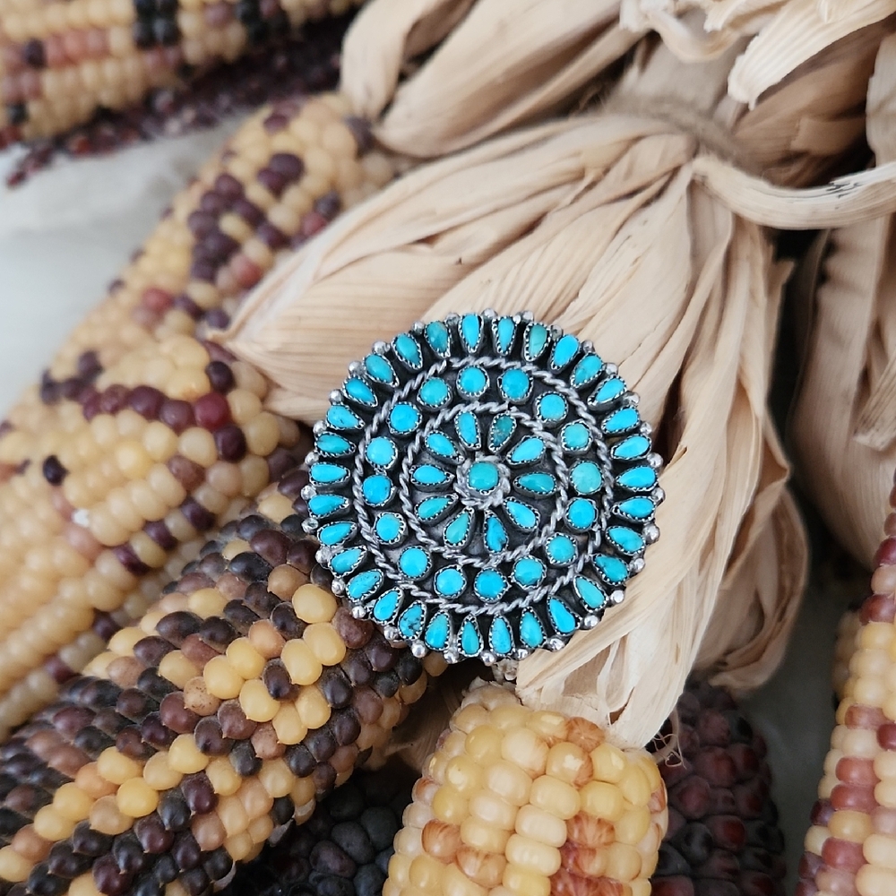 Vintage Native American Zuni Petit-Point Flower Cluster Turquoise Pin 🩵💙♥️